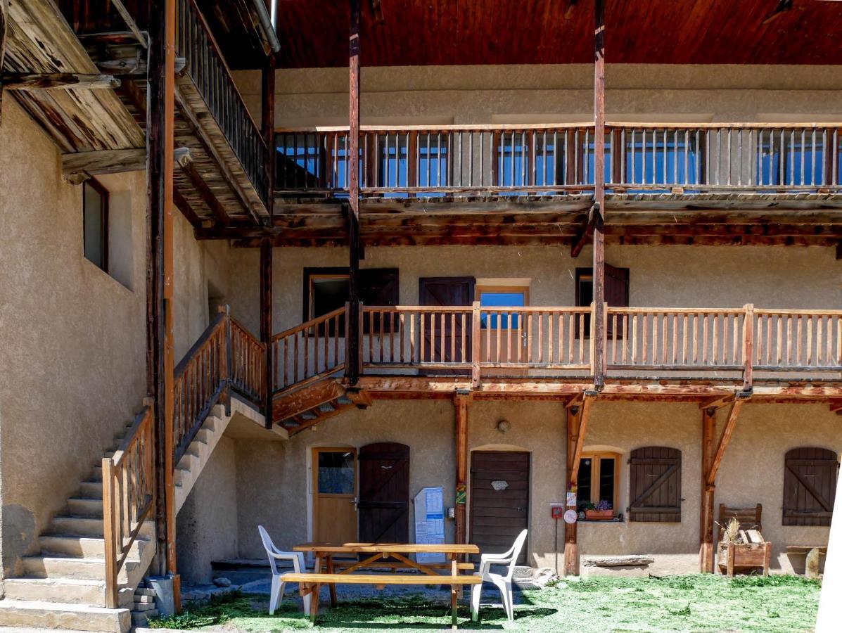 Chalet Le Genepy With Amazing Views! Molines-en-Queyras Luaran gambar